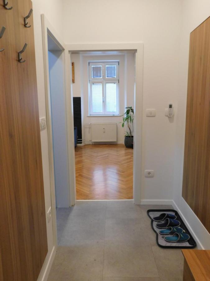 Modern Apartment Hrenova Street Lublaň Exteriér fotografie